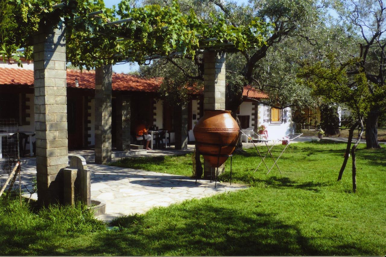Villa Karapataki Skala Rachoni  Exterior photo